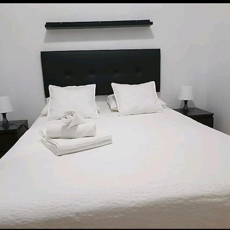 Comoda Habitacion Madrid Exterior photo